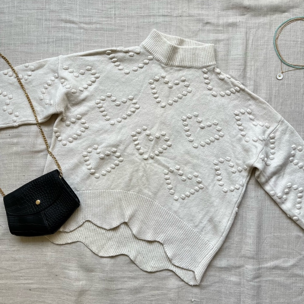 NWOT Off White Scalloped High Neck Hearts Sweater - Picture 3 of 8